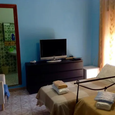 Lembo Bed & Breakfast 3*